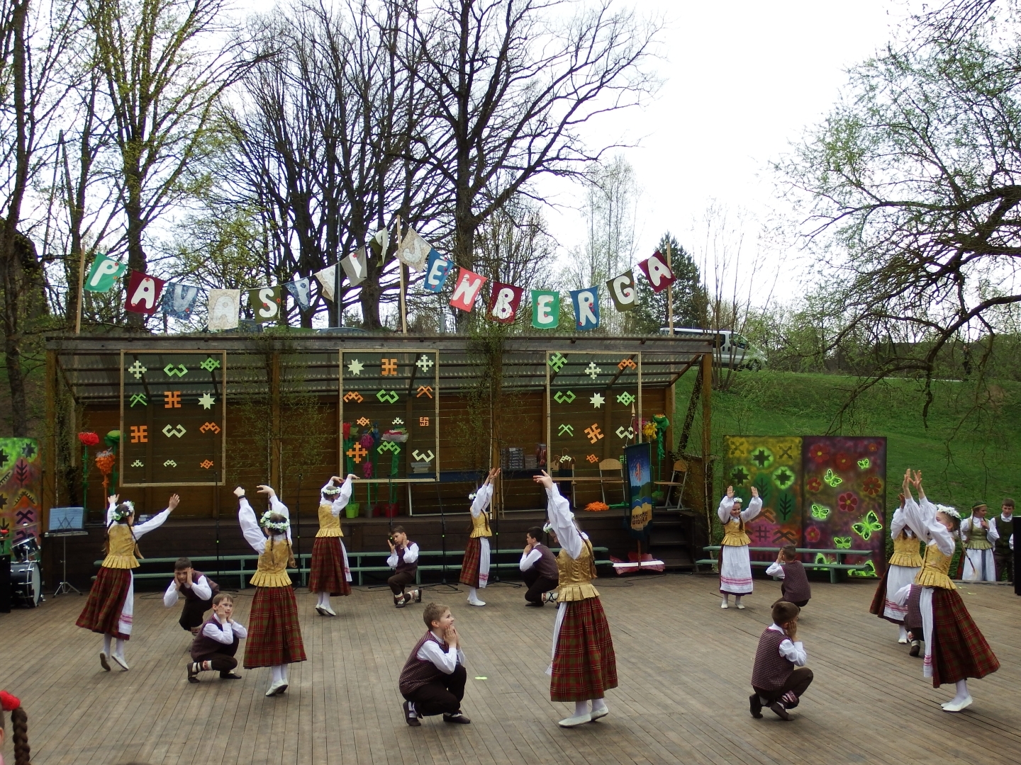 "Pavasaris Šenbergā" skolēnu priekšnesums